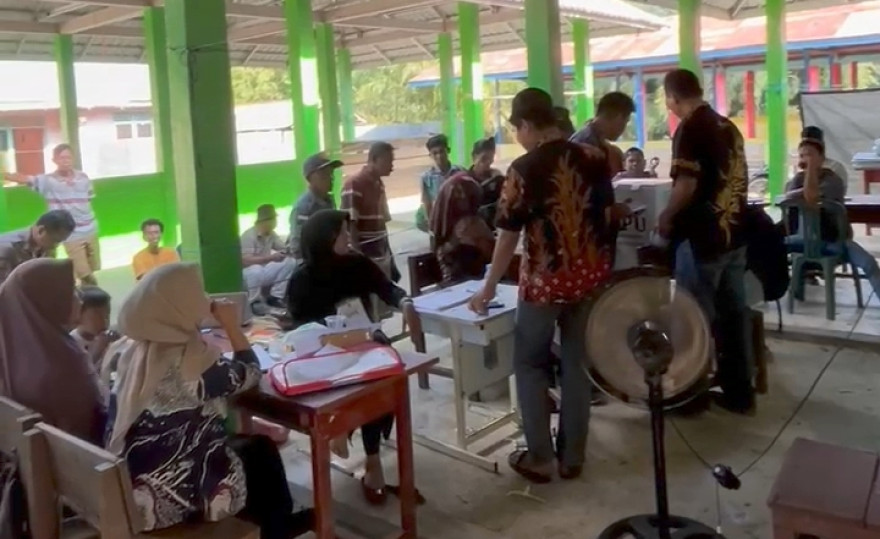 Tahapan Perhitungan Suara di Desa Petangis : Mengawal Hasil Pilkada